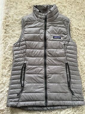 Patagonia Gray Down Sweater Vest Women’s XS Puffer Jacket Lightweight